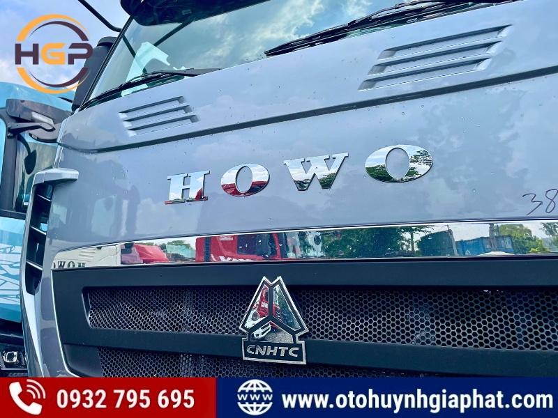 Ngoại thất xe đầu kéo Howo T7H 380HP mới