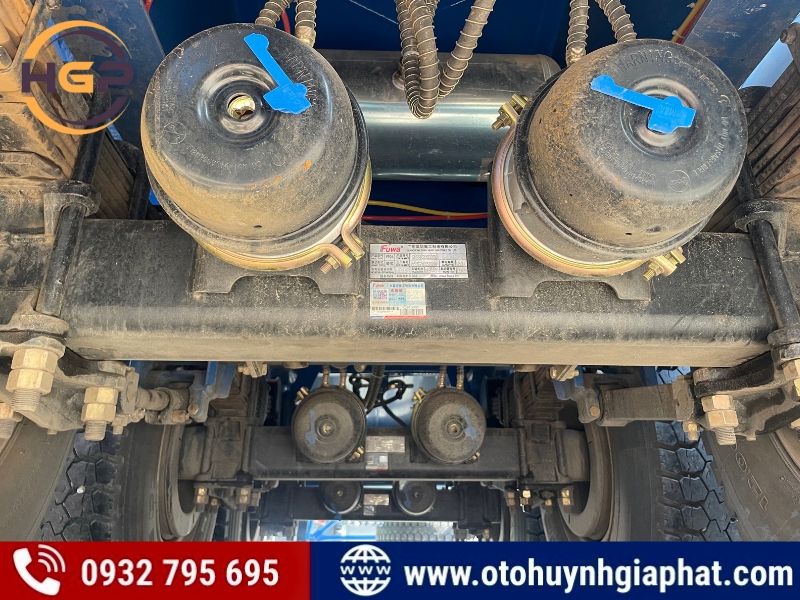 Hệ thống treo của sơ mi rơ mooc xi téc Mingwei mới