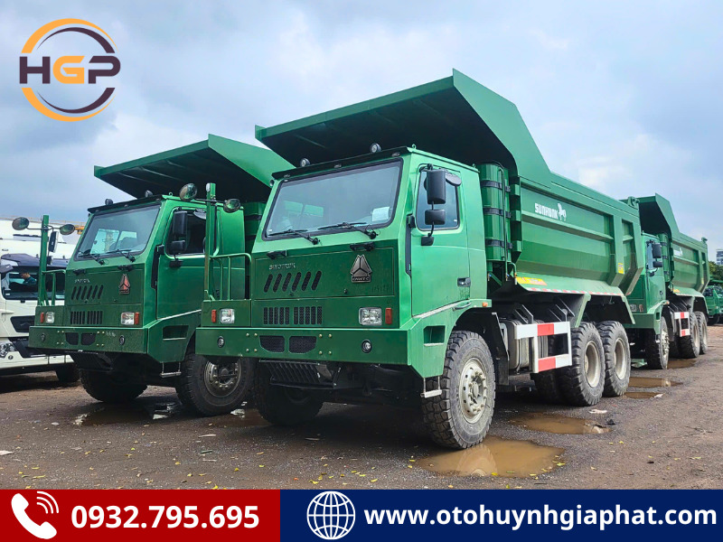 Xe ben HOWO Bá Vương đầu lệch 70 tấn