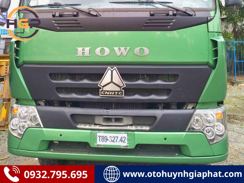 Mặt ga lăng của xe tải ben Howo V7G 4 chân thùng U 380HP