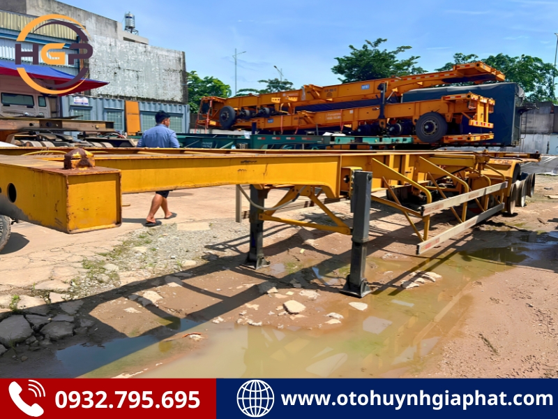 Tổng kho rơ mooc xương cũ khu vực miền Nam