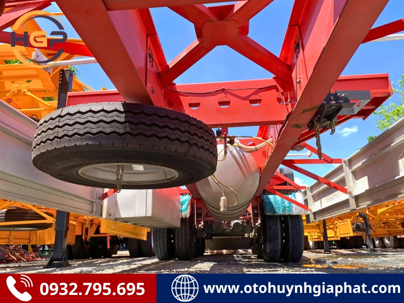 Khung gầm của mooc cổ cò XINHONGDONG 45 feet