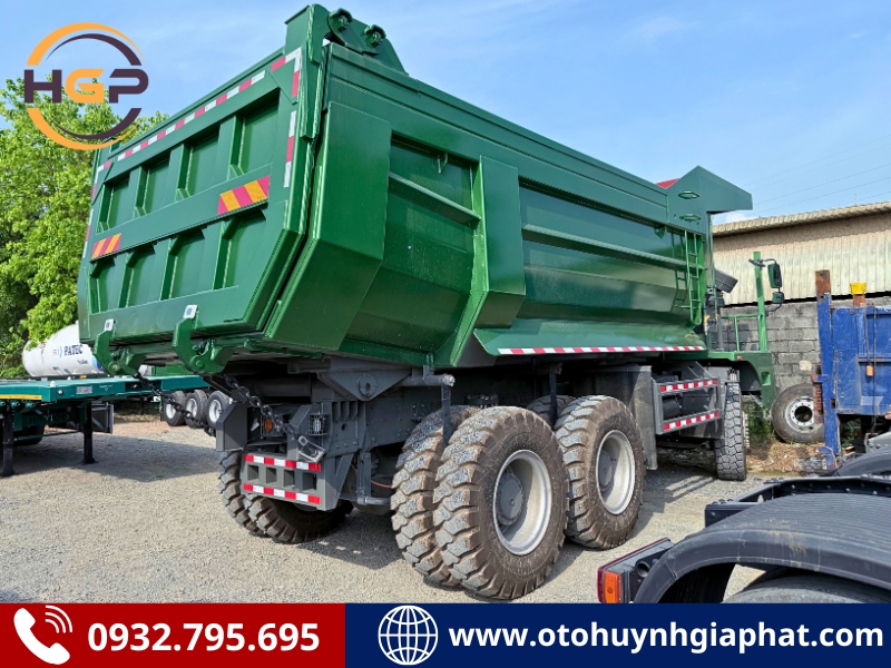 Xe tải ben Howo bá vương đầu lệch tải 70 tấn - Siêu chắc chắn