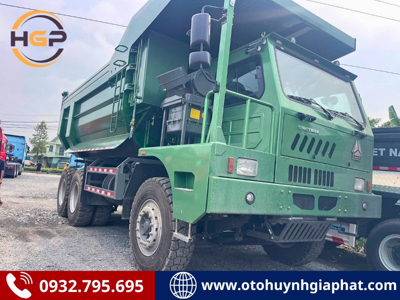 Xe tải ben Howo bá vương đầu lệch tải 70 tấn