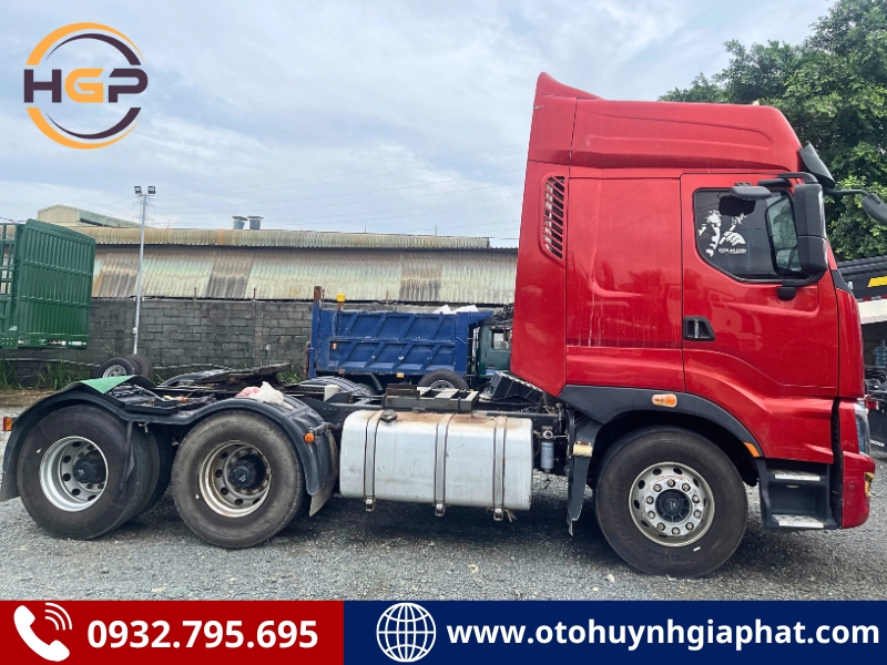 Trung tâm xe đầu kéo cũ tại Bình Dương