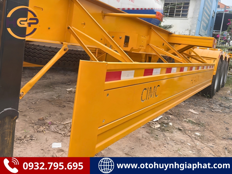 Cảng chắn hông của mooc cổ cò CIMC HUAJUN 45 FT dài 14m