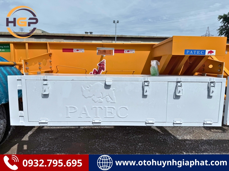 Thùng đồ nghề của mooc cổ cò XINHONGDONG 45 feet