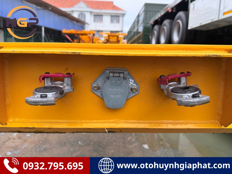 Tay hơi của mooc cổ cò 3 trục 50 feet ASEAN