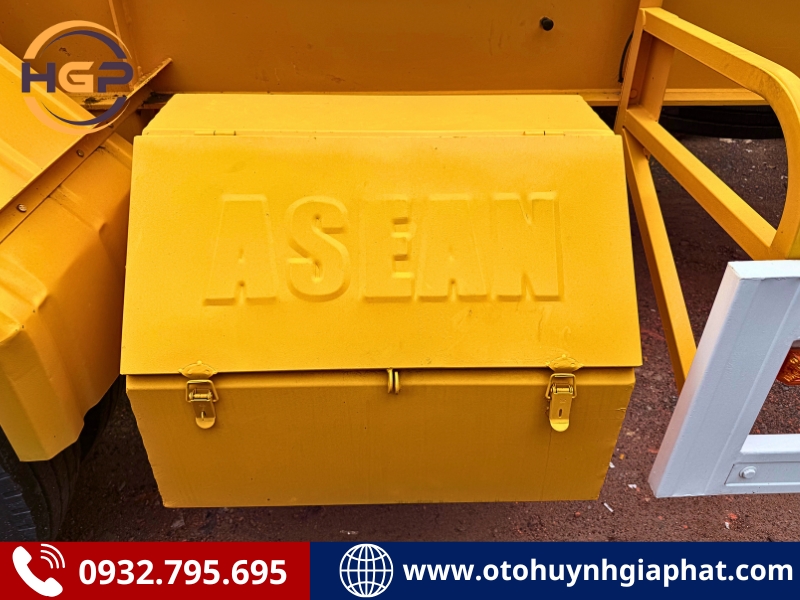 Thùng đồ nghề của mooc cổ cò 3 trục 50 feet ASEAN