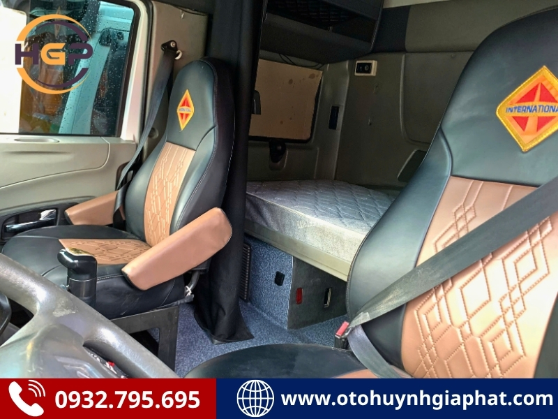 Cabin của xe đầu kéo International Prostar cũ