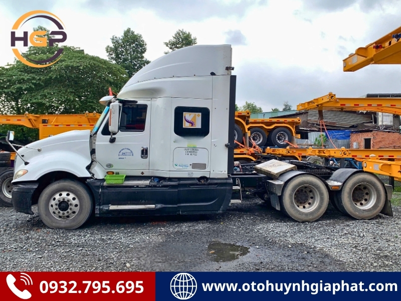 Xe đầu kéo International Prostar cũ siêu cứng cáp
